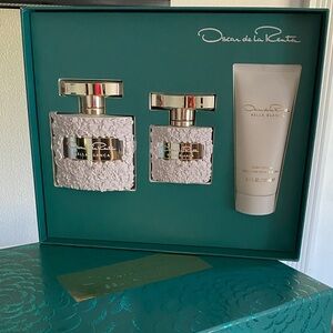 Oscar de la Renta Bella Blanca Teal Gift Set